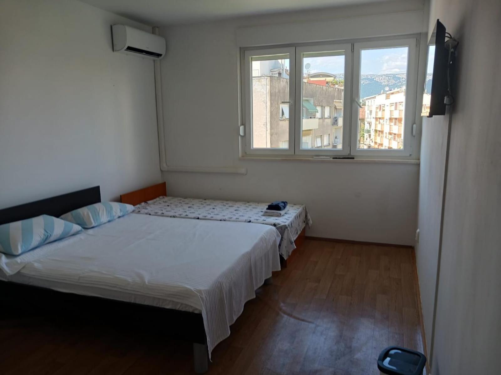 Room With Private Toilet And Terrace In City Center In Shared Apartment Split Exteriér fotografie